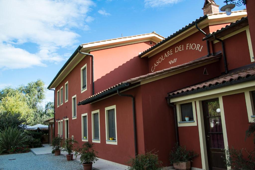 Apartment Casolare dei Fiori, Montecarlo, Italy - Booking.com