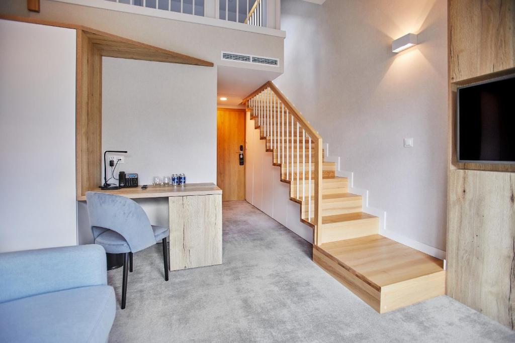 OKRA RESORT & SPA - Apartment Mit Seeblick