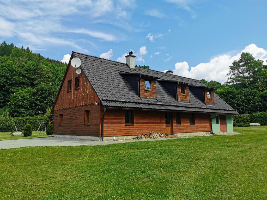 Budova, v ktorej sa apartmán nachádza