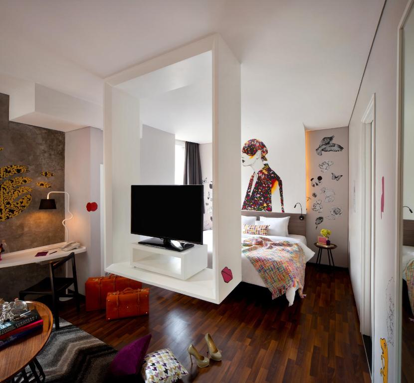 TV a/nebo společenská místnost v ubytování ARTOTEL Thamrin Jakarta