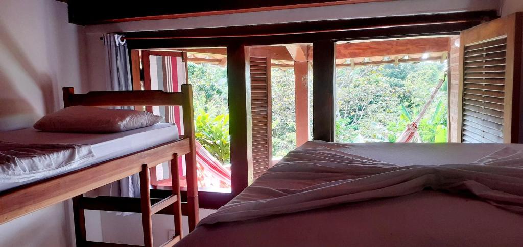  Novos Baianos Hostel e Suites