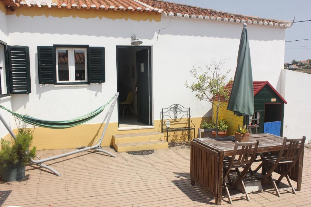 Casinha da Andorinha - Ericeira - Two-Bedroom House