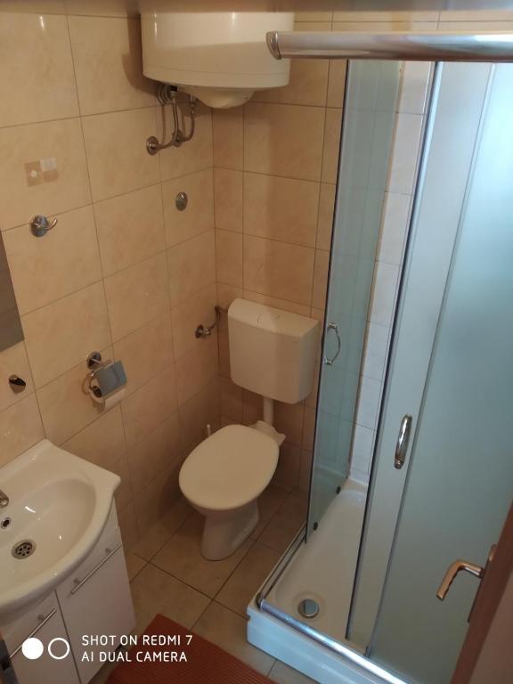 Kúpeľňa v ubytovaní Apartmani Glavina