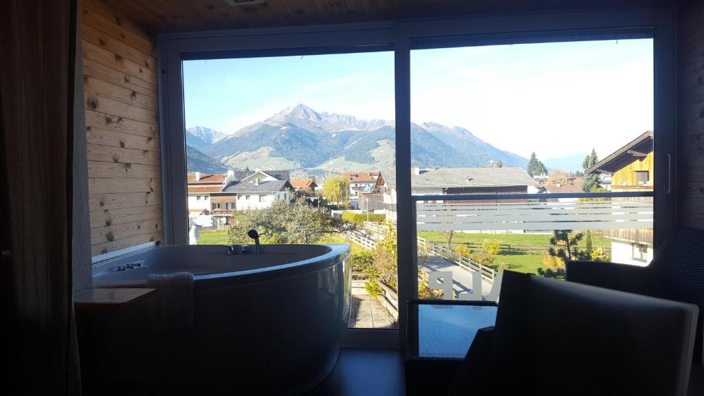 Alp Art Hotel Götzens - Resim 43