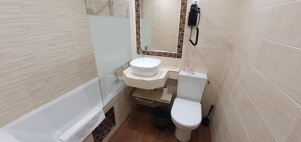 Hôtel des Pyrénées - Entre Bastille et Nation - Resim 16