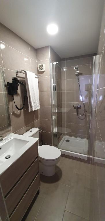 Hôtel des Pyrénées - Entre Bastille et Nation - Resim 3