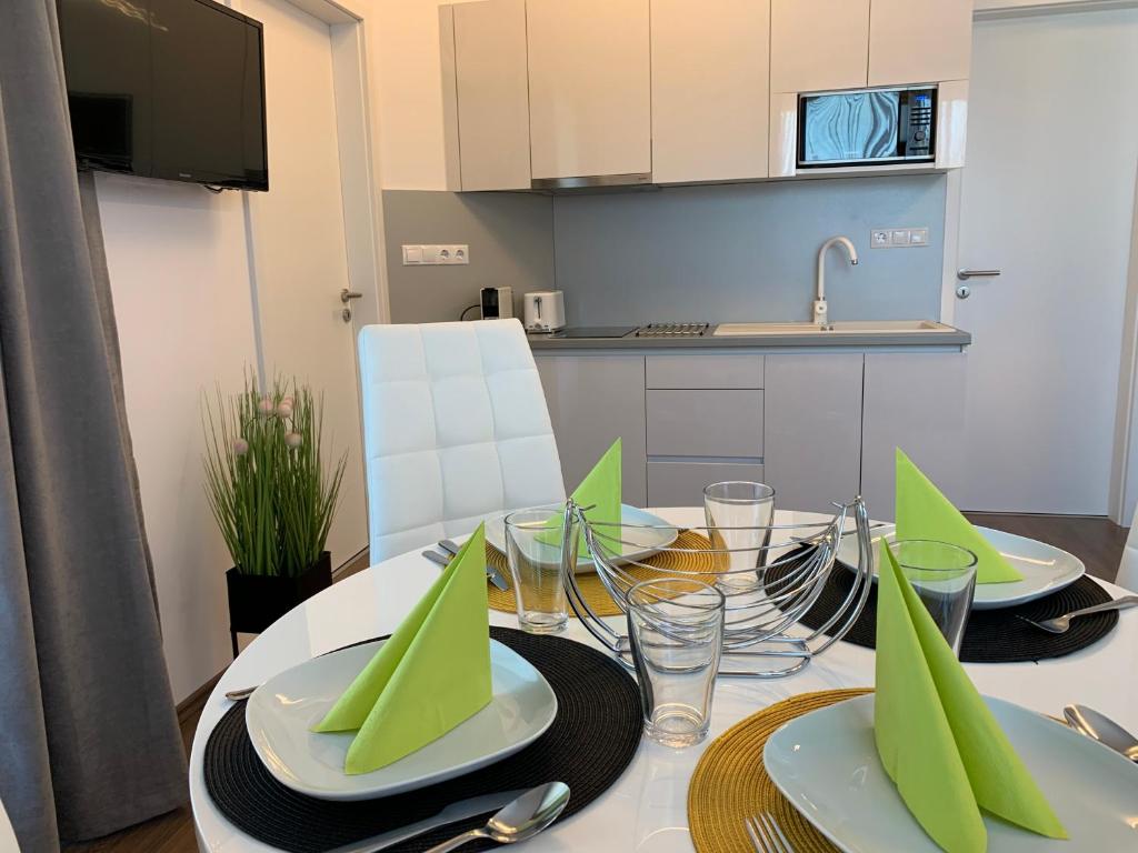 Kuchyňa alebo kuchynka v ubytovaní Naplemente Apartman