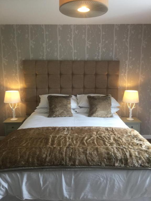 Pitlessie Inn and Pantry - Housity