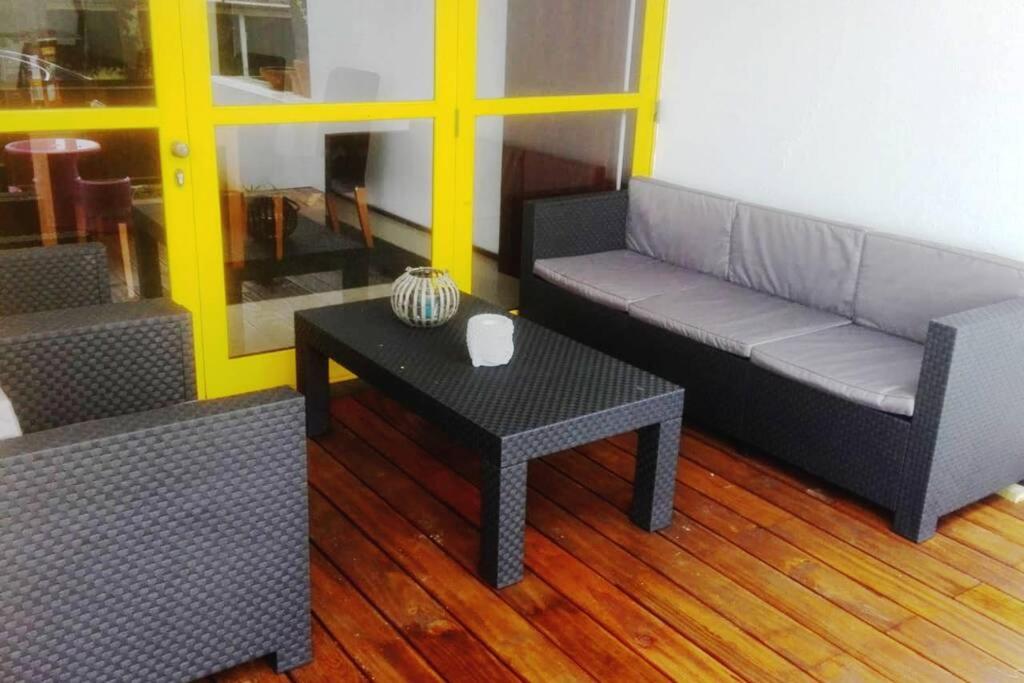 Twins House - Housity