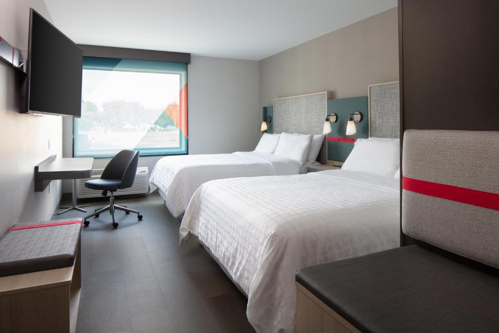 avid hotels - Madison - Monona by IHG photo