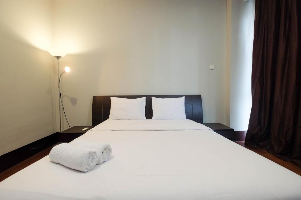 3br Penthouse At Pearl Garden Apartment By Travelio Jakarta Indonesia Booking Com