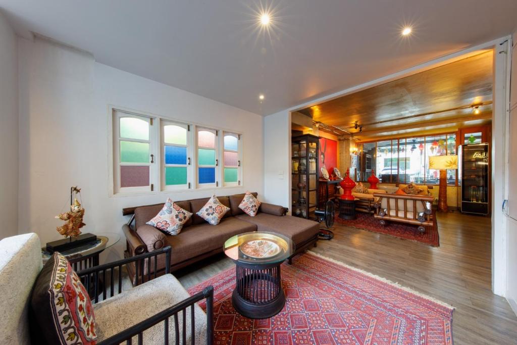 Chala Number 2 Art and Gallery - Resim 25