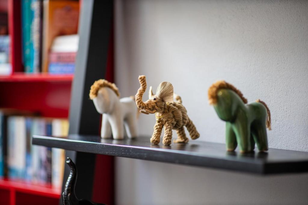 Chala Number 2 Art and Gallery - Resim 27