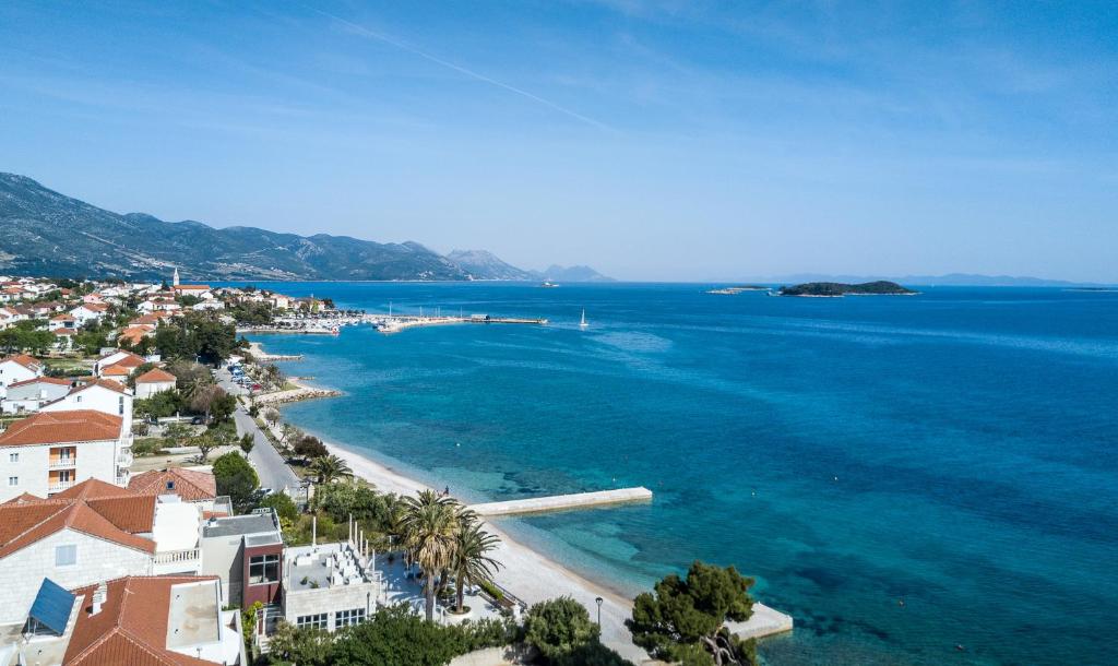 Colonia Apartments - 14