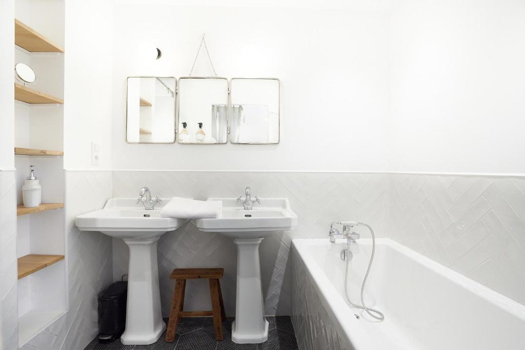 Maison 1634 - petit-déjeuner offert, parking, centre ville à pied, piscine, climatisation, cuisine - 19