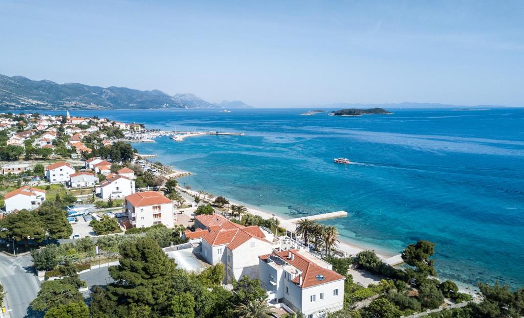 Colonia Apartments - 17