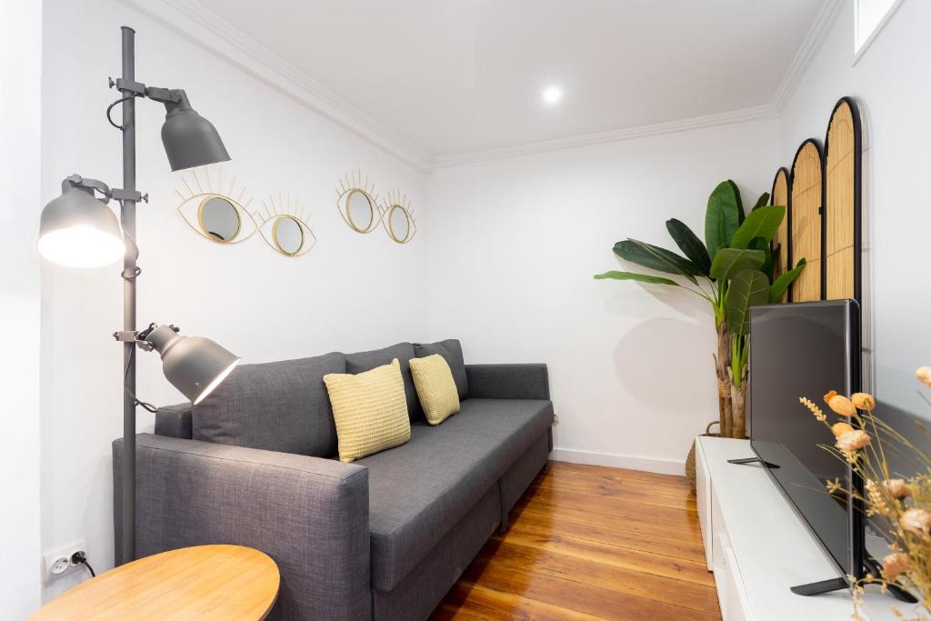 Sao Bento Cozy Apartments - by LU Holidays - Third Floor Two Bedroom Loft Apartment