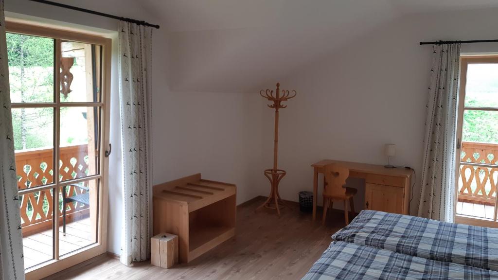 Postel nebo postele na pokoji v ubytování Landhaus Wolfgang