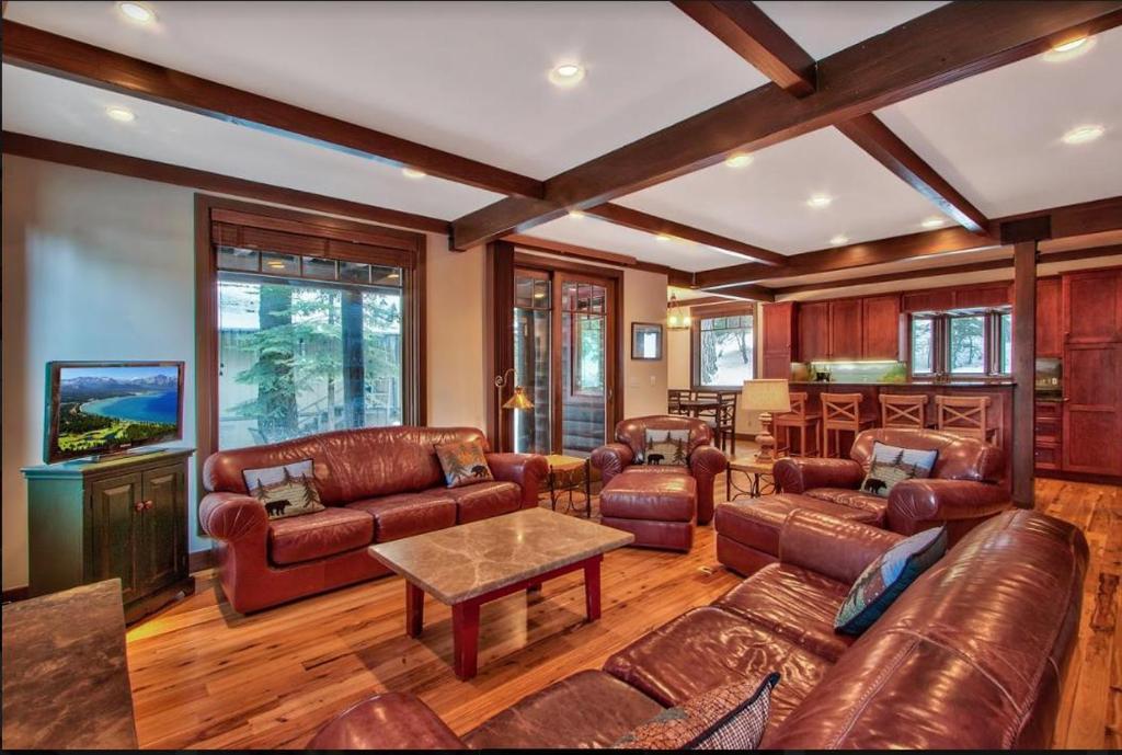 O zonă de relaxare la Cedar Crest - Owl Cottage 9