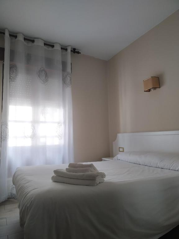Hotel Los Robles, Cangas de Onís – Precios actualizados 2023