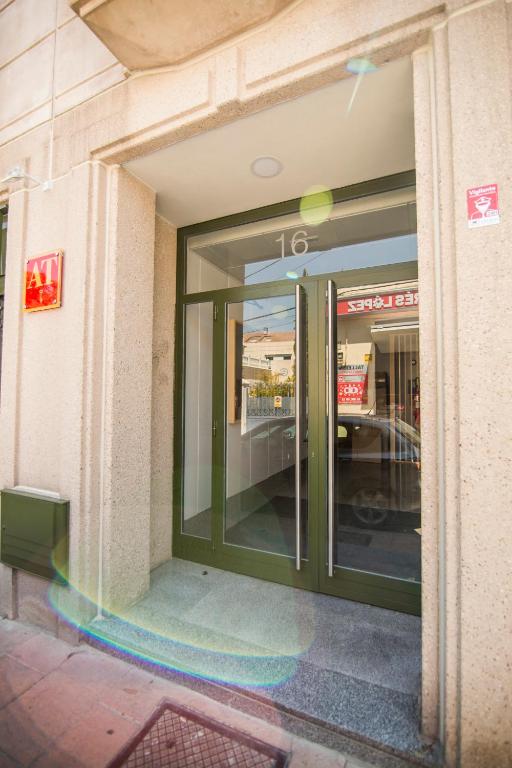 Apartamentos Plaza de Santiago - Estudios Turisticos - 1 LLAVE - Apartamento Superior