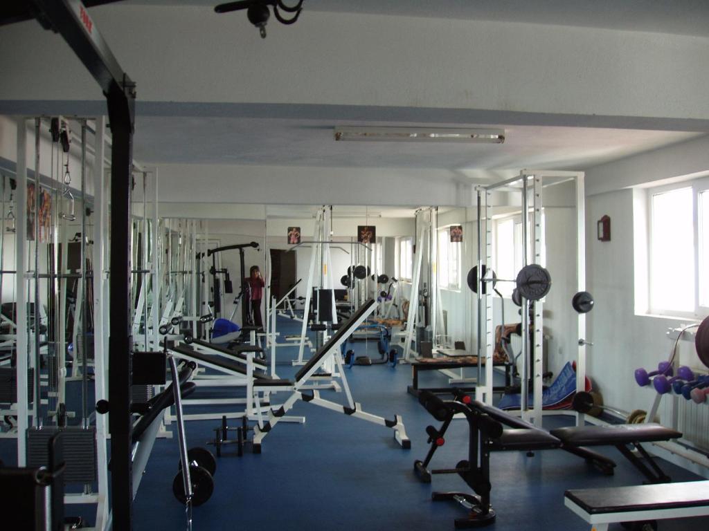 Fitness centrum a/nebo fitness zařízení v ubytování Komitite Complex