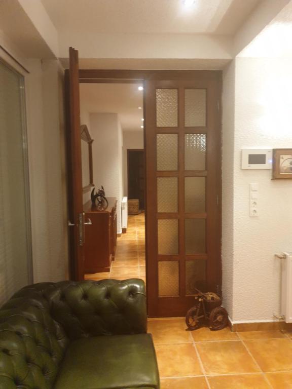 Posedenie v ubytovaní Uwes Apartment