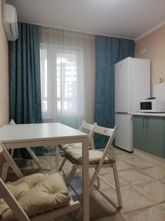 Фото 1 комнатная квартира на Астраханской