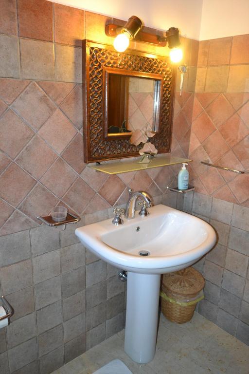 Kúpeľňa v ubytovaní Villa Paradiso Riserva Naturale Monte Cofano