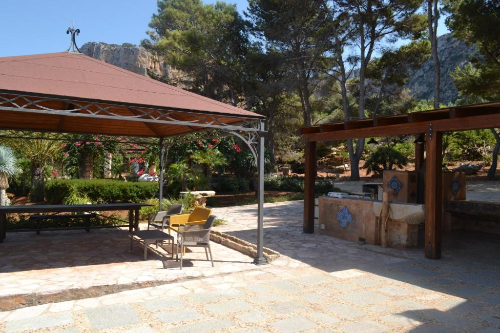 Fotografia z galérie ubytovania Villa Paradiso Riserva Naturale Monte Cofano v destinácii Castelluzzo