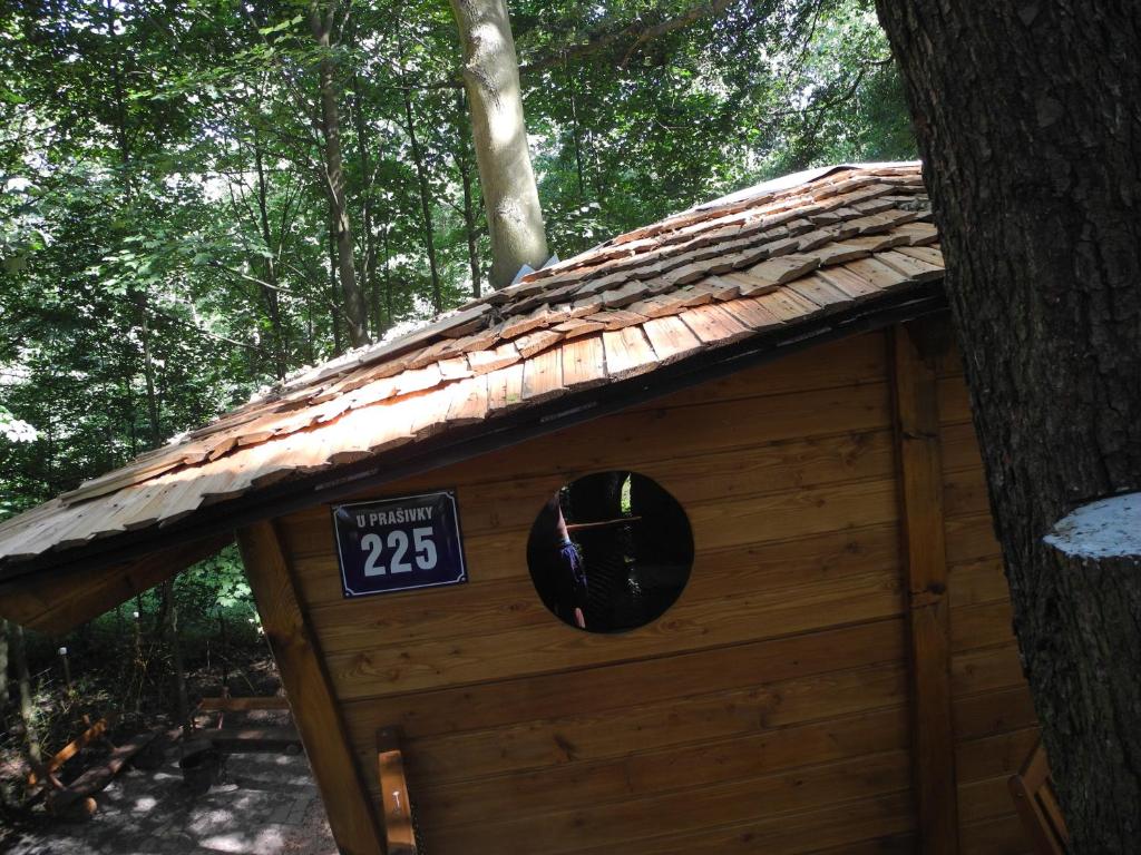 Fotografie z fotogalerie ubytování Treehouse v Brdech v destinaci Bohutín
