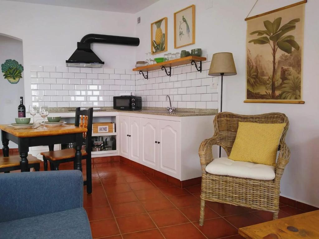 A kitchen or kitchenette at Casita La Finca II
