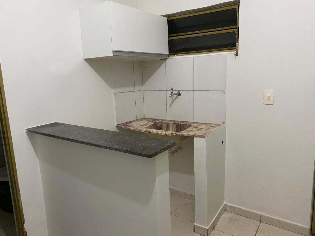Kuchyň nebo kuchyňský kout v ubytování Hostel Zampollo