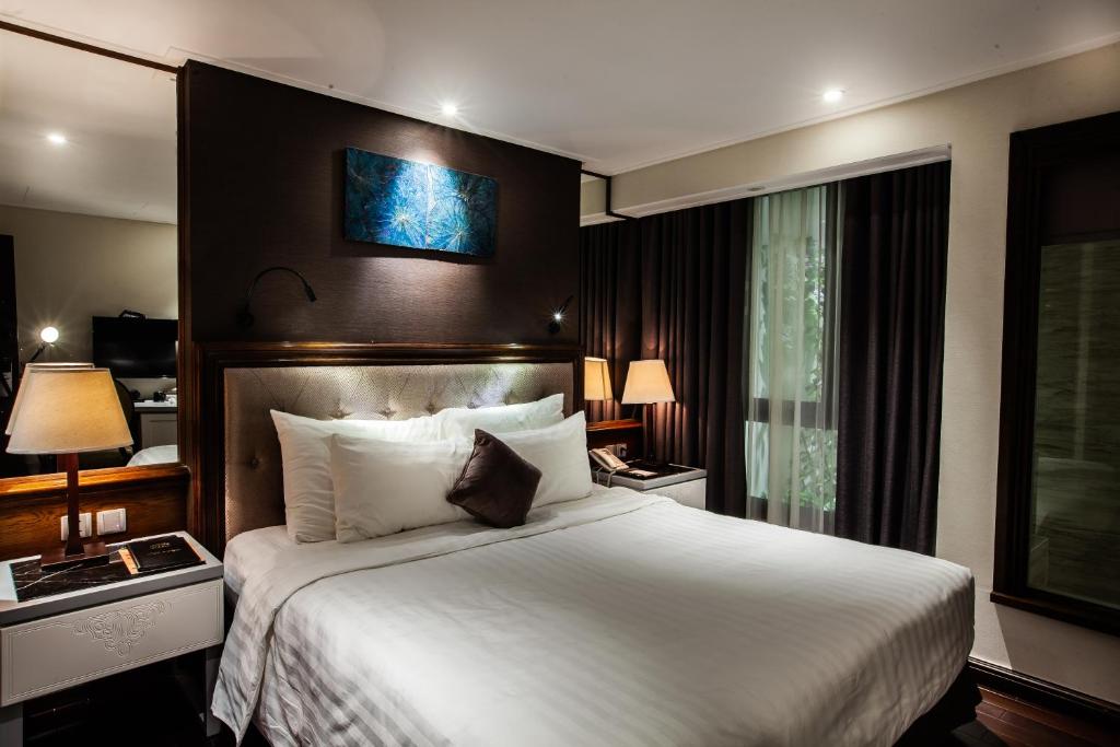 The Chi Boutique Hotel - 2