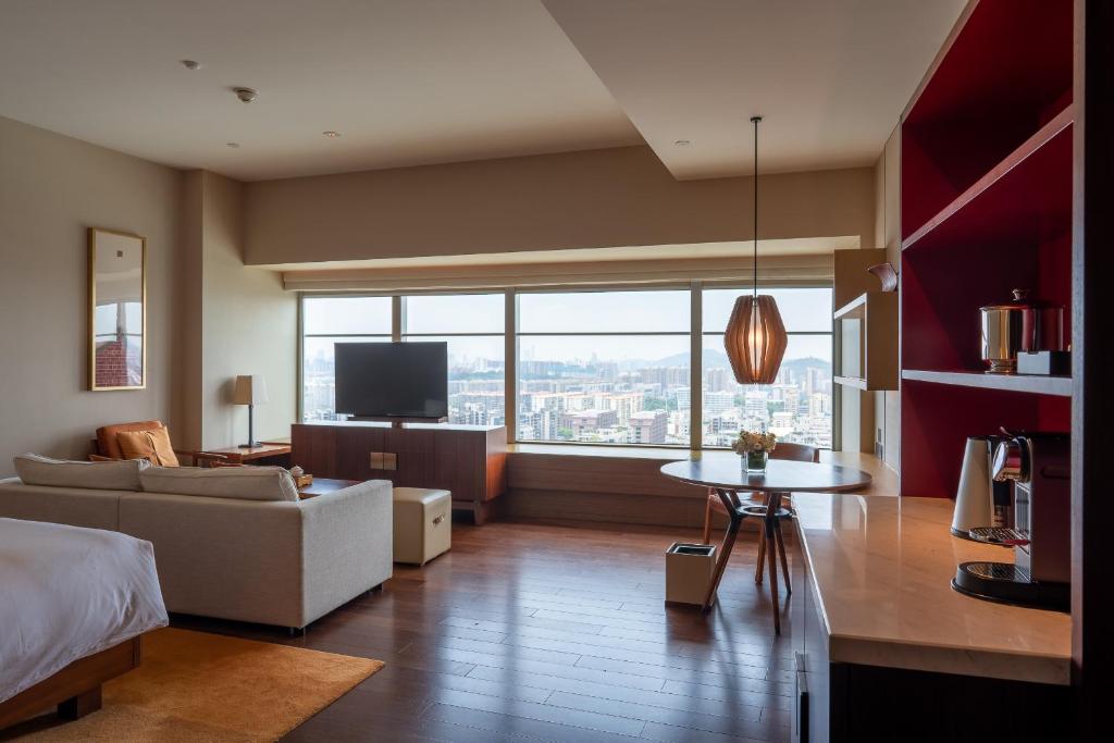 TV a/nebo společenská místnost v ubytování Hyatt Regency Xiamen Wuyuanwan
