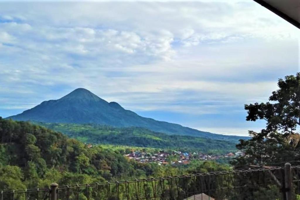 Penginapan Nudin Pecalukan Tretes