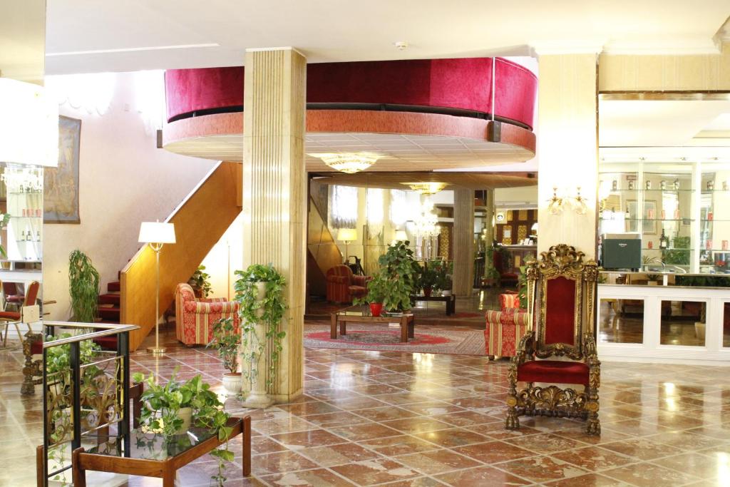 
O saguão ou recepção de Grand Hotel Hermitage

