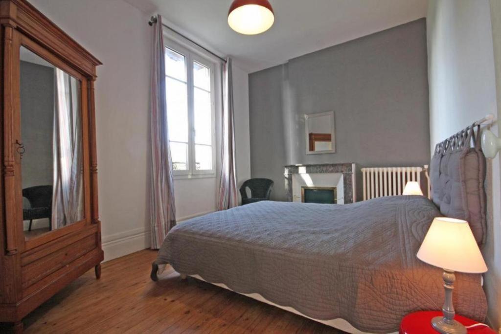 Postel nebo postele na pokoji v ubytování Normandie 12 couchages