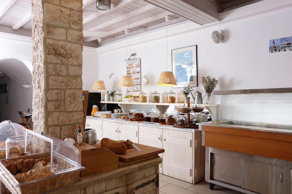 Kuchyň nebo kuchyňský kout v ubytování Albatros Club Mykonos
