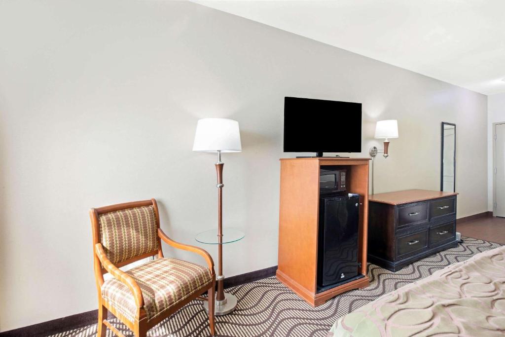 La Quinta by Wyndham Corpus Christi Airport - King Room - Non-Smoking