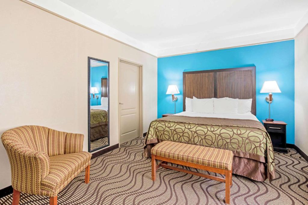 La Quinta by Wyndham Corpus Christi Airport - King Suite - Non-Smoking