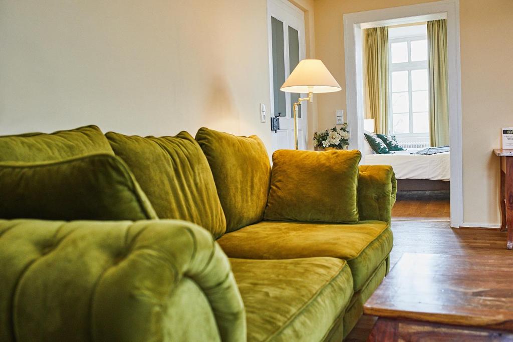 Posezení v ubytování Gutshotel Baron Knyphausen
