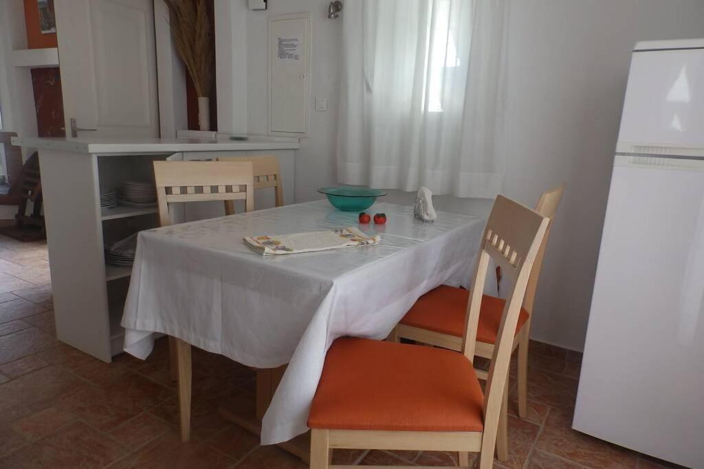 Kuchyň nebo kuchyňský kout v ubytování Mykonos Ornos RedOcher Home