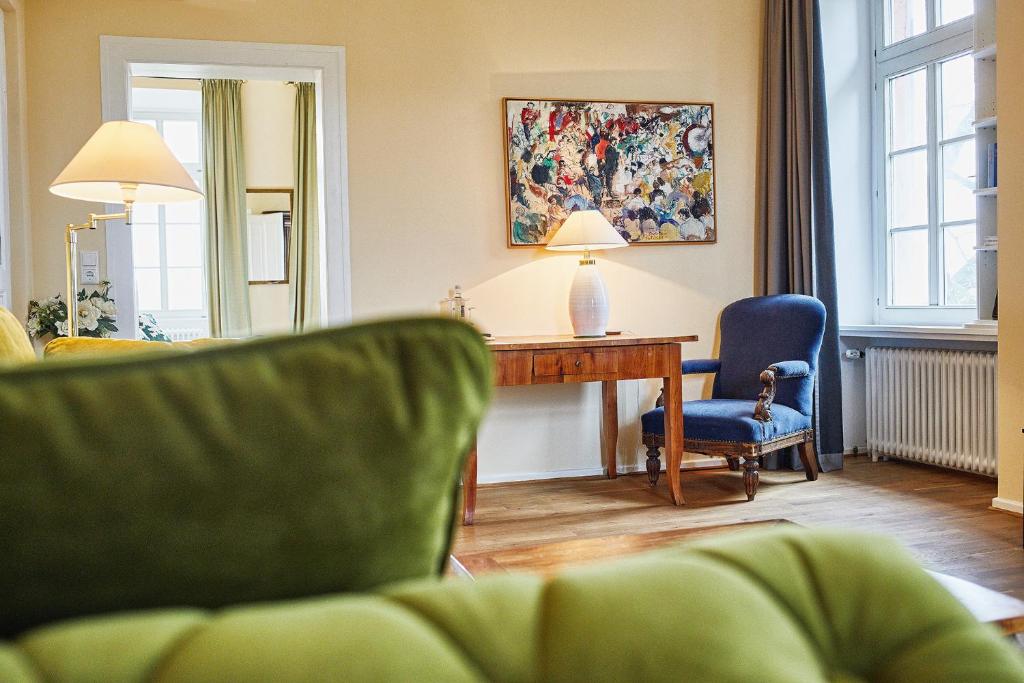 Posezení v ubytování Gutshotel Baron Knyphausen