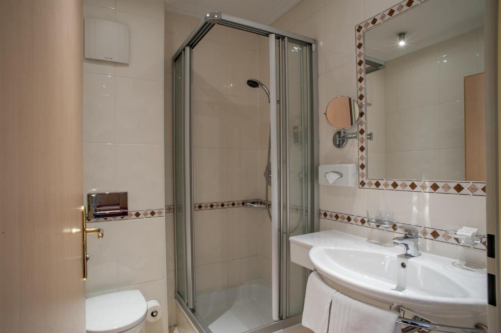 Rumer Hof - Resim 24