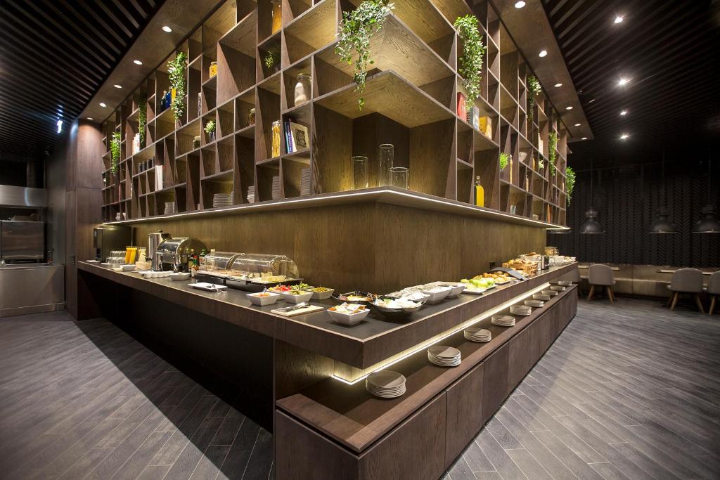 Quentin XL Potsdamer Platz - Resim 32