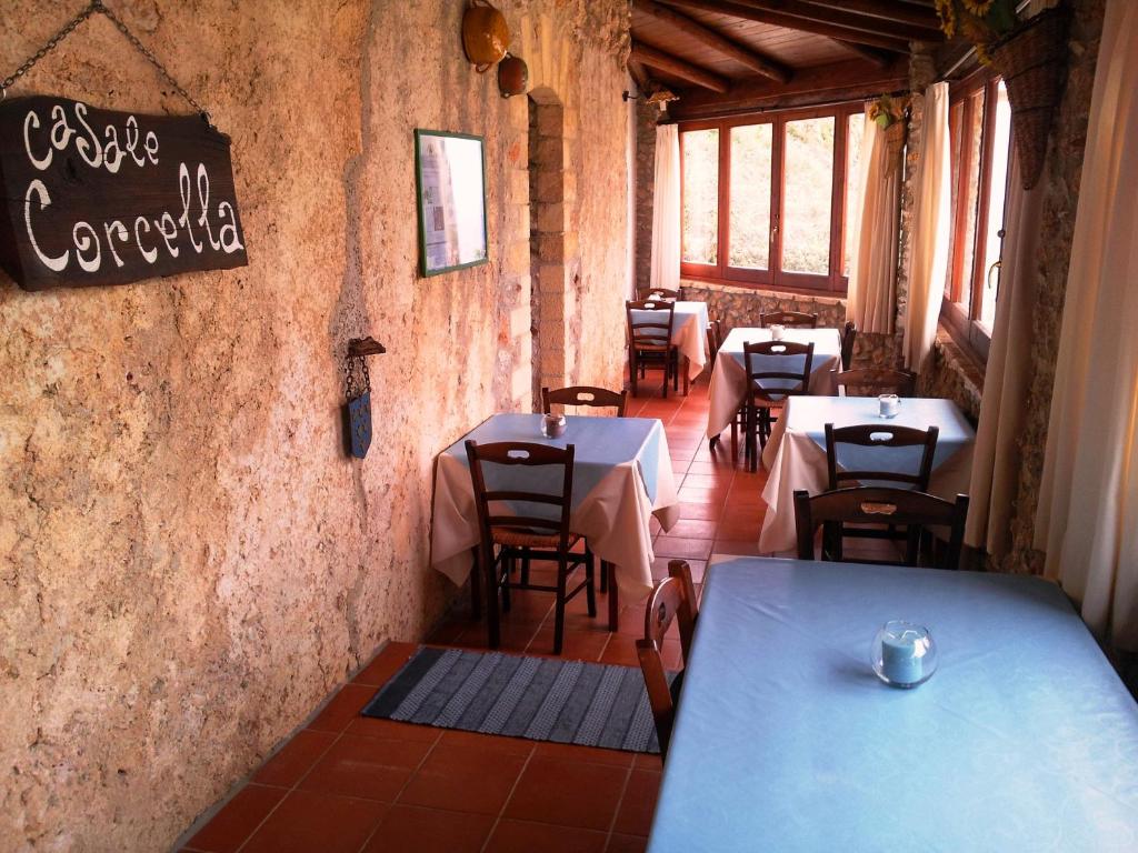 Restaurace v ubytování Casale Corcella