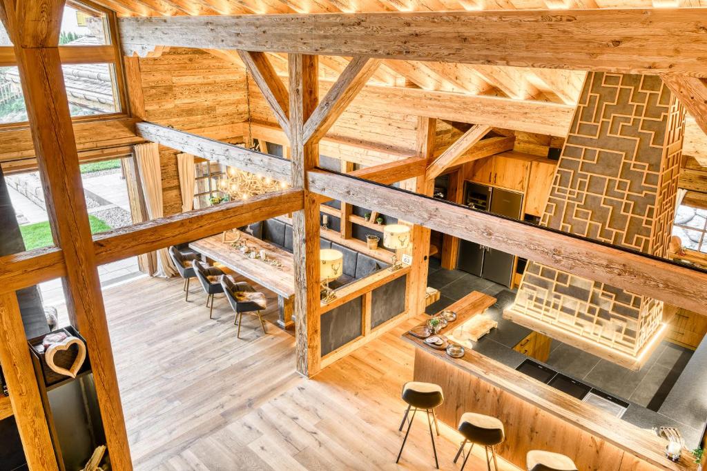 Restaurace v ubytování Penthouse im Chalet GM by A-Appartments