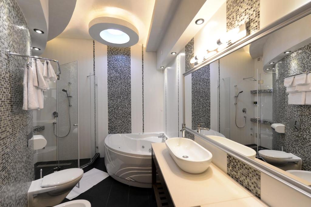 Koupelna v ubytování Hotel Majdan