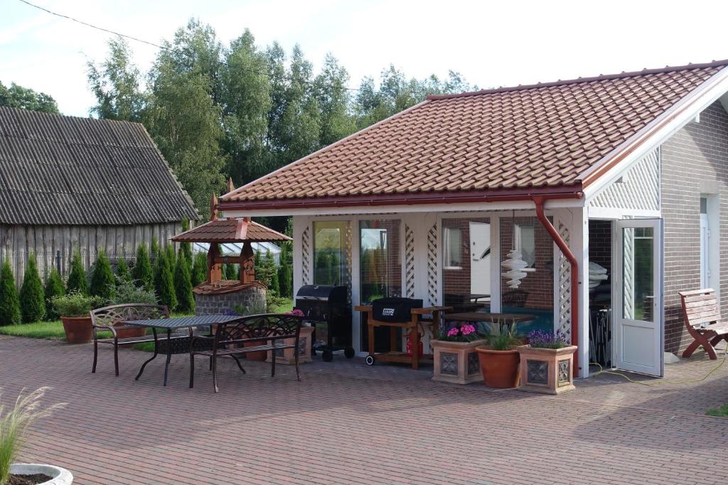 Namas Almadojus - Holiday Home